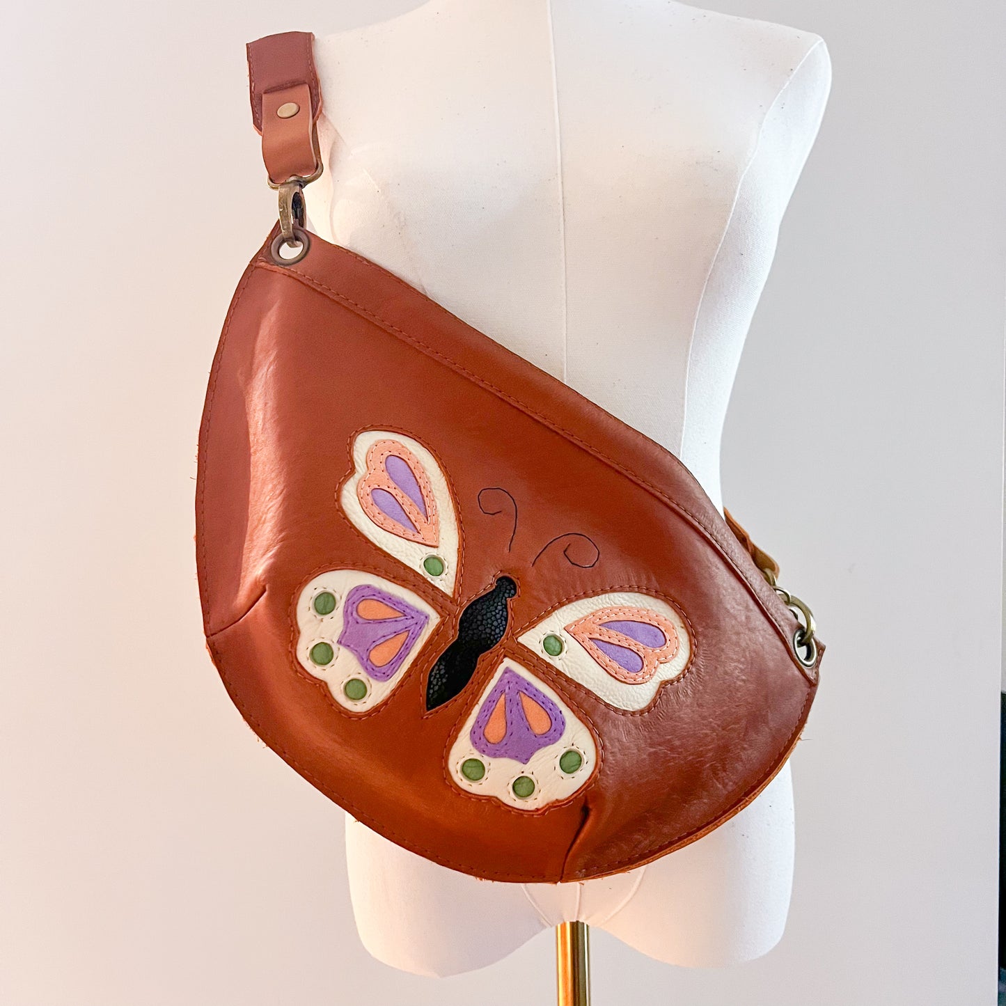 Artemis Crescent Bag