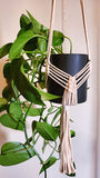 Macramé Plant Pot Hanger
